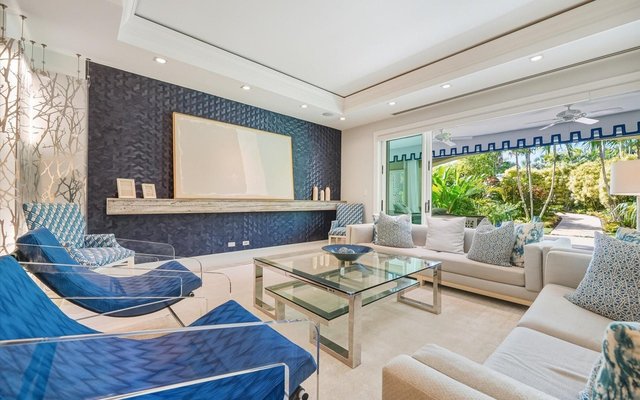  SUNNYSIDE CONDOMINIUMS,Lyford Cay