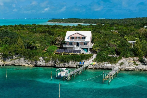 NEXTASEA,Lubbers Quarters