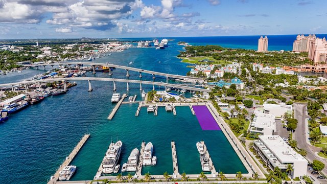  HURRICANE HOLE DOCKAGE,Paradise Island