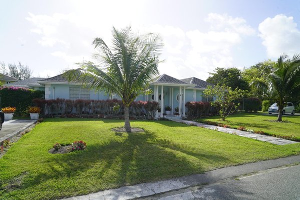  VISTA MARINA RENTAL,West Bay Street