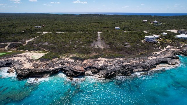  COAST TIP WITH SANDY COVE,Columbus Landings