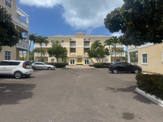  VENITO,West Bay Street