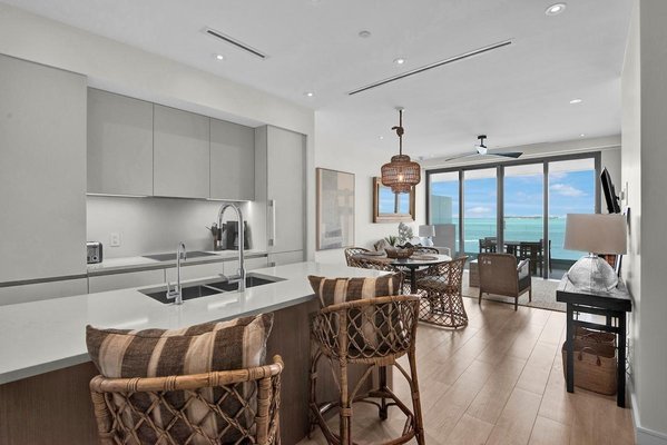  GOLDWYNN UNIT 222,Cable Beach