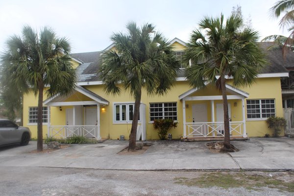  COUNTRY CLUB ESTATES,Carmichael Road