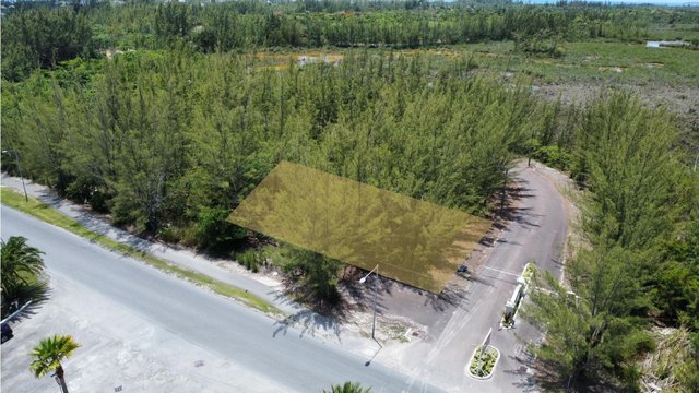 and island charm at Fairway Close. Secure your place in this thriving community today! convenience,Coral Harbour