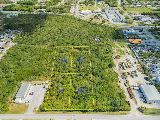 19-20 SUNSET HWY,Bahamia