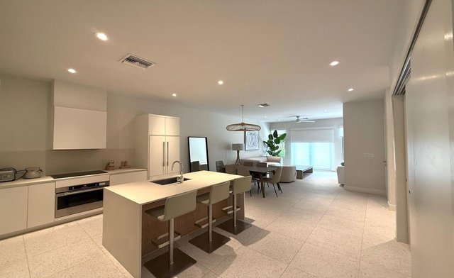 WESTEND CONDOS