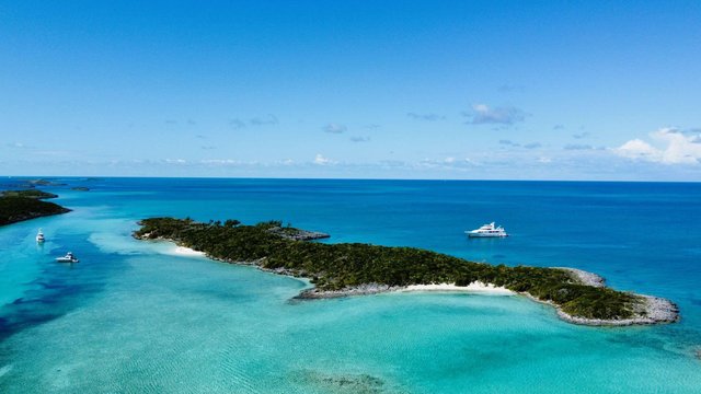  ROBERTS CAY, PRIVATE ISL.,Exuma Cays
