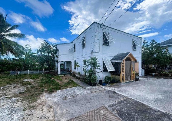 IVANHOE ROAD DUPLEX,Mackey Street