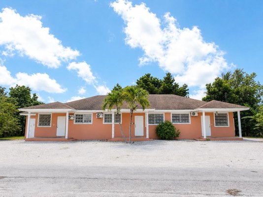 Nassau Triplex