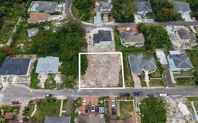  LOT 52, DOLPHIN AVENUE,West Bay Street