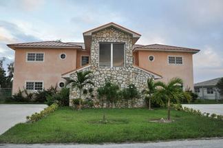 Elegant 3 Bedroom Golf Course Condo