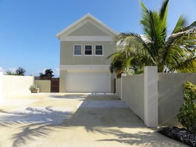 12 Indigo Drive Nassau, Bahamas